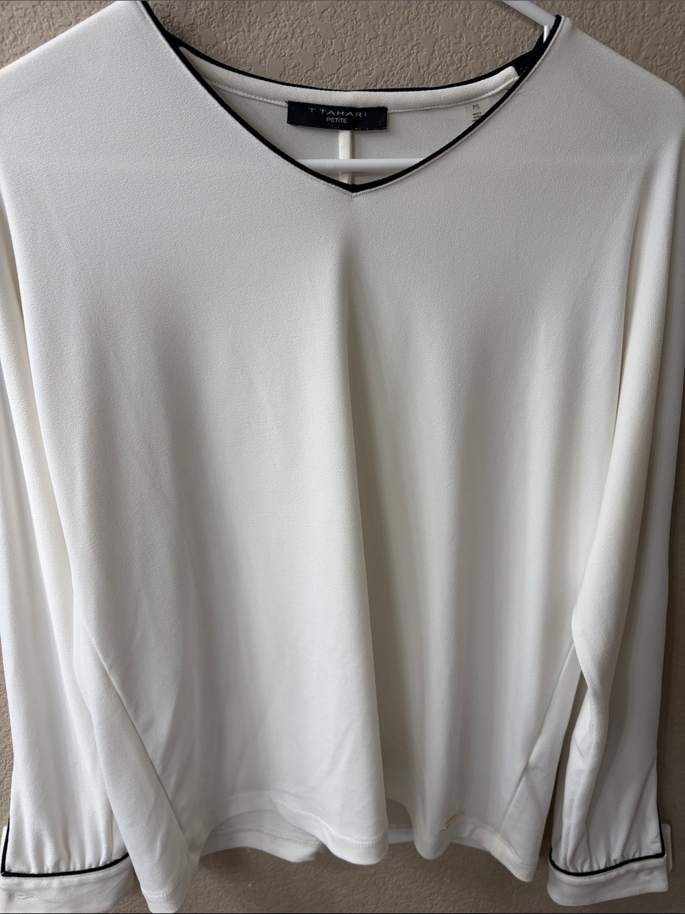 Tahari White Long-Sleeve V-Neck Top with Black Trim